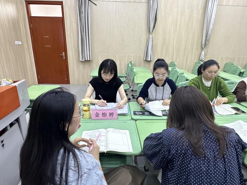 金怡婷.jpg