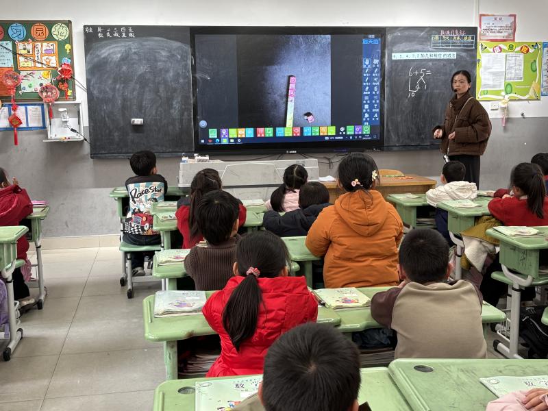 韩楚霏1.jpg